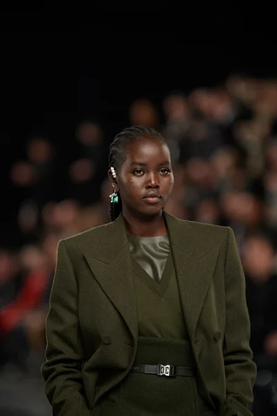 Look 112